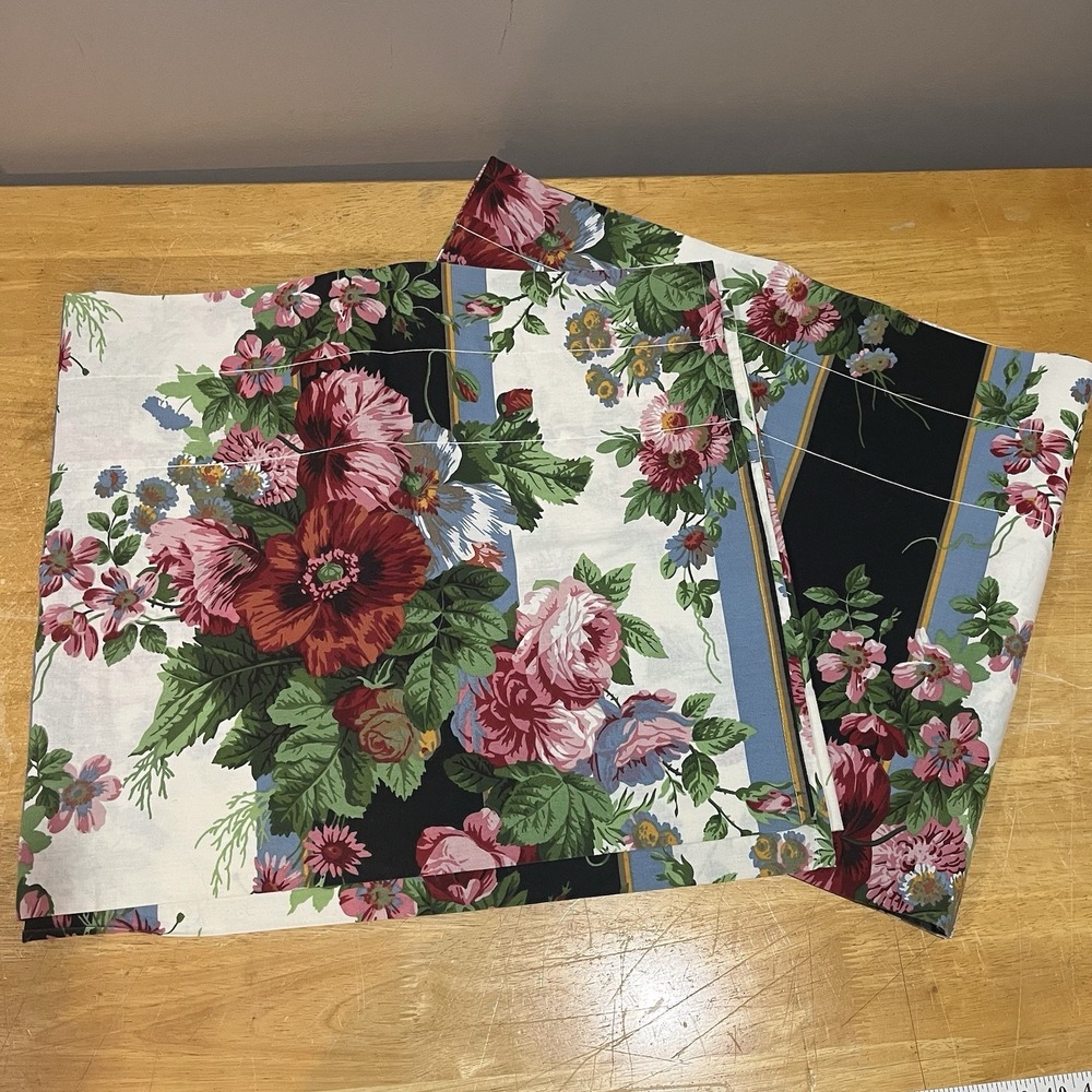 Vtg Crown‎ Craft Rose Valance Cottagecore Garden 84x18" Black Floral Set Of 2